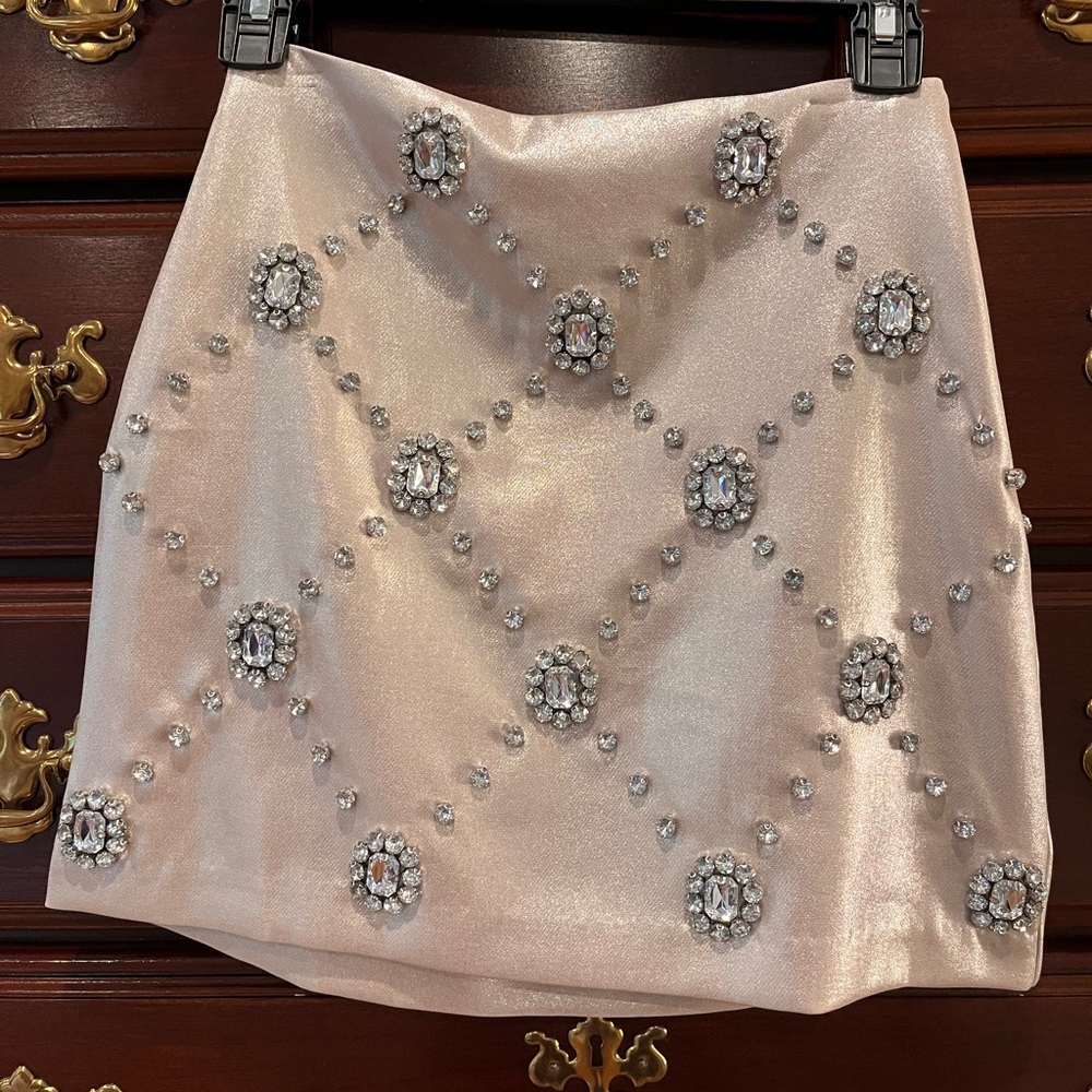 Express Cream Embellished Mini Skirt for Cocktail